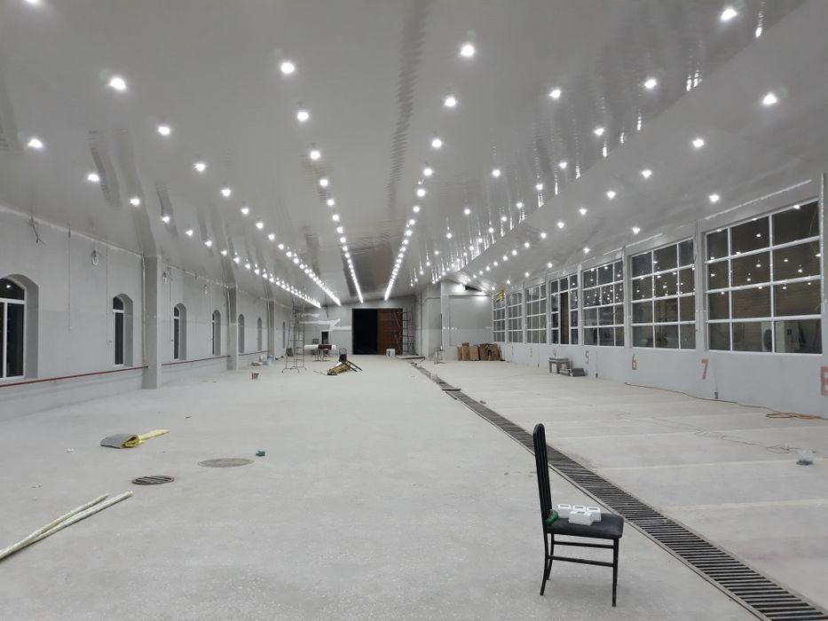 Савдо биноси ижара берилади  эски шаҳарда жойлашган  3000.Мк