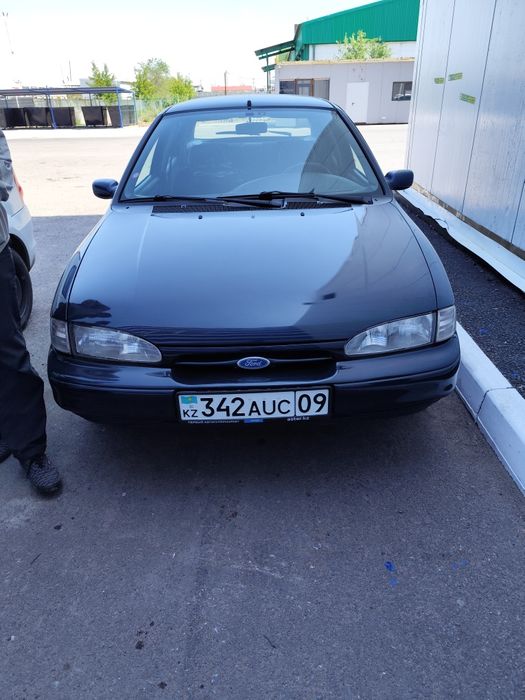Ford Mondeo mk1 1996.  v6 2.5