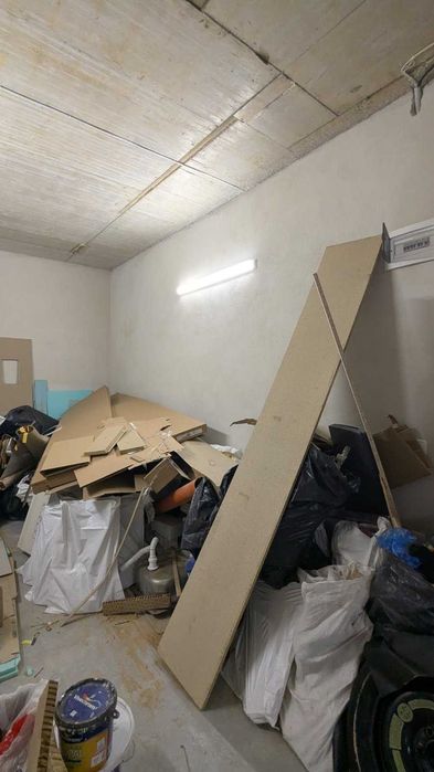 Разчистване и извозване/мазета, гаражи, дворове, апартаменти/София
