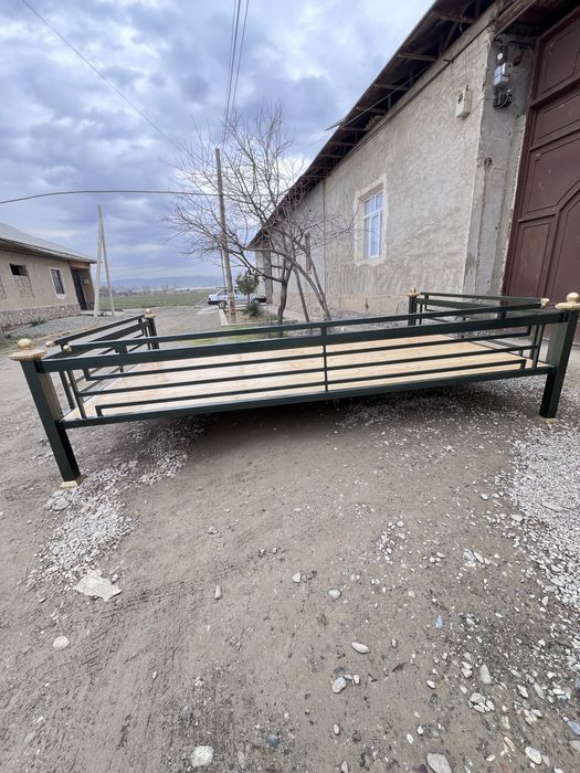 Xar xil turdagi Karavatlar