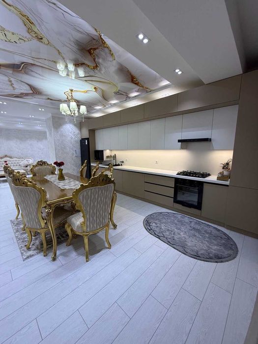 Продается квартира 152.68 м2   4/7/10   яшнабадский район улице Баку