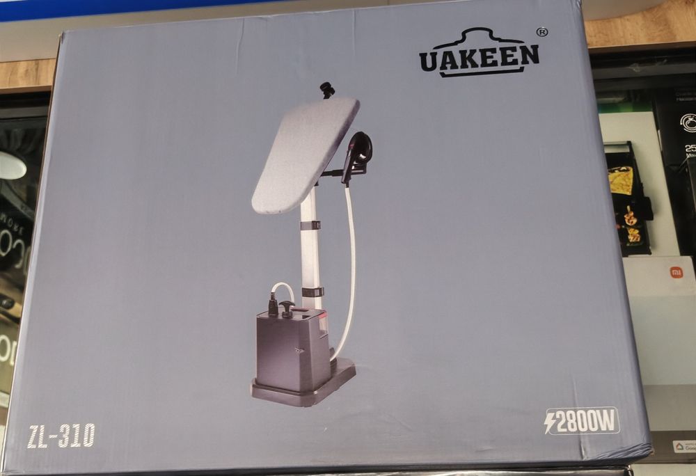 напольный вертикальный отпариватель бренда UAKEEN, модель ZL-310.