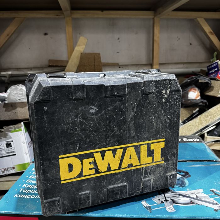 Погружная пила Dewalt