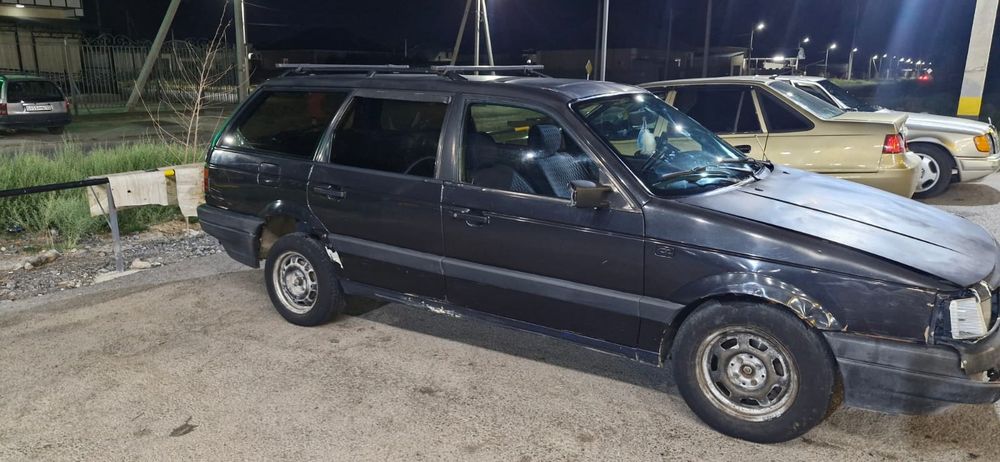 Пассат Б3 сатылады.