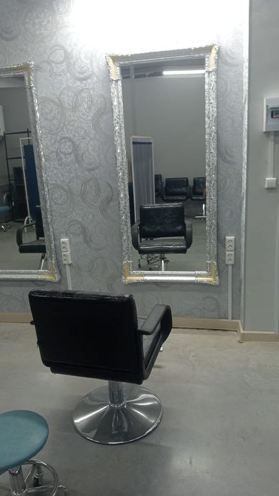 Зеркало большая подвесное