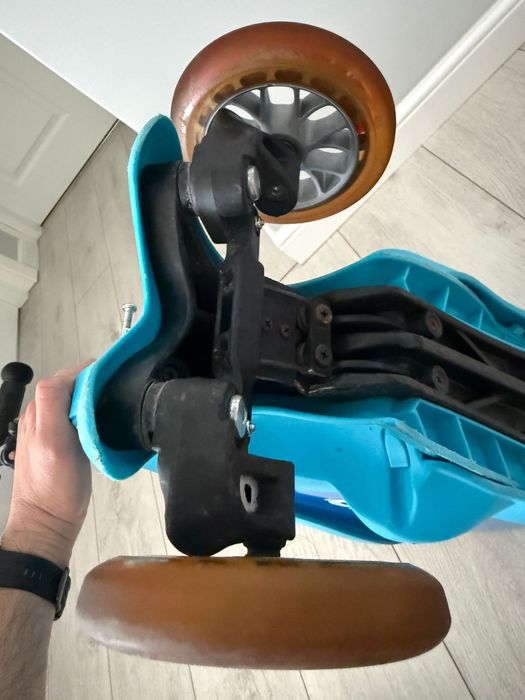 Trotineta Micro Mini2go Deluxe Blue