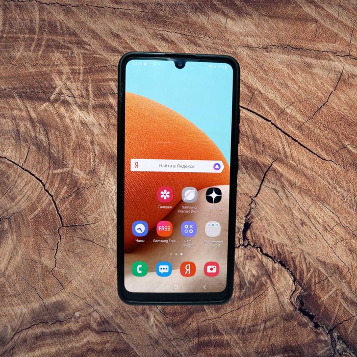 Samsung A32 128 gb в отличном состоянии.