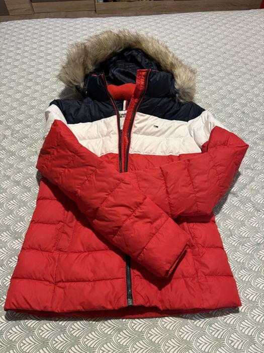 Geaca Tommy jeans marimea xs