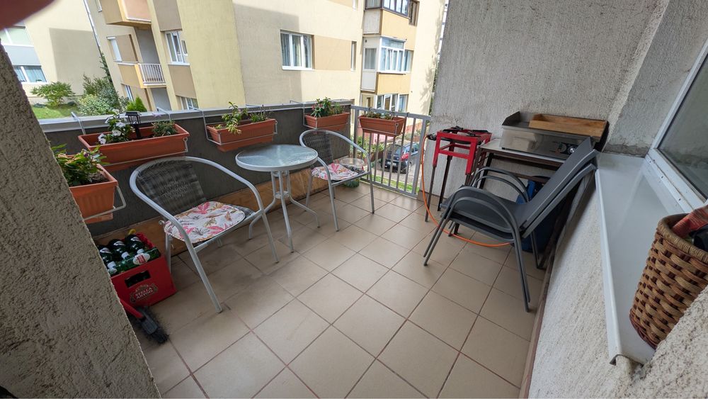 Ofer spre închiriere apartament cu 3 camere și loc de parcare privat, în Sibiu, cartier rezidențial Dumbrava