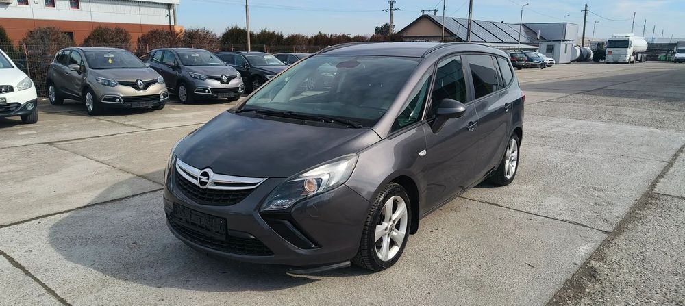 Opel Zafira Opel Zafira C/Zafira/ 7 locuri/ 2.0 diesel/ 2013