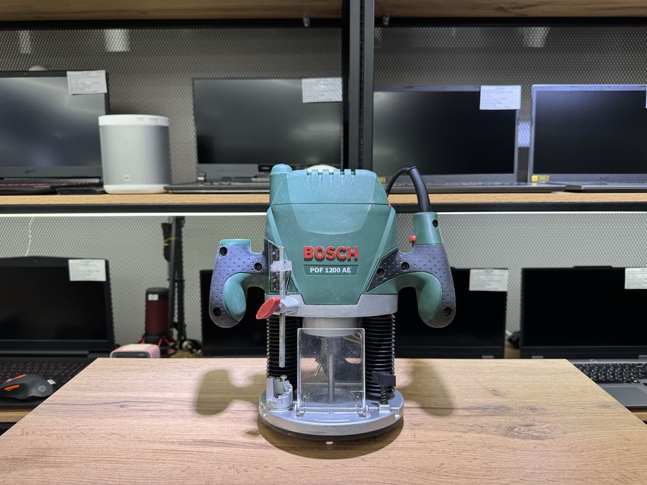 Вертикальный фрезер Bosch POF 1200 AE, 1200 Вт, 1435/А10
