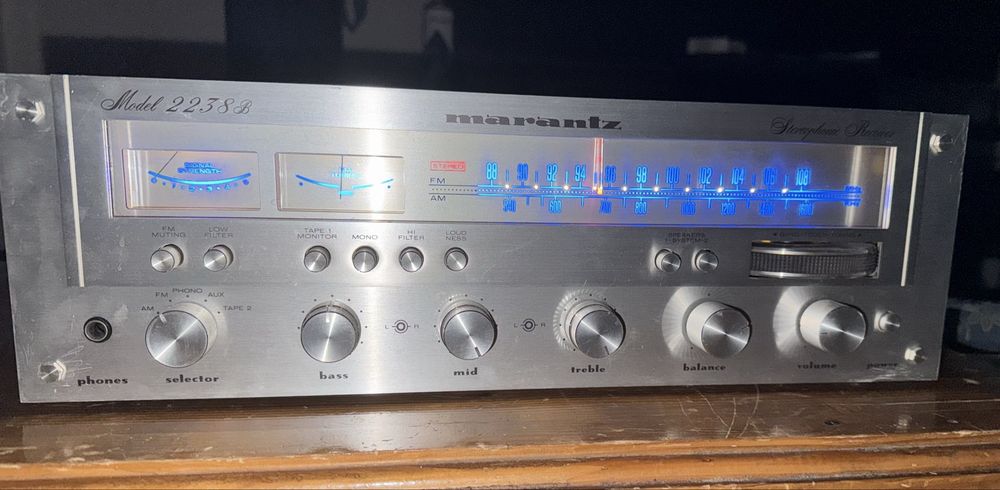 Amplituner, receiver vintage Marantz 2238b
