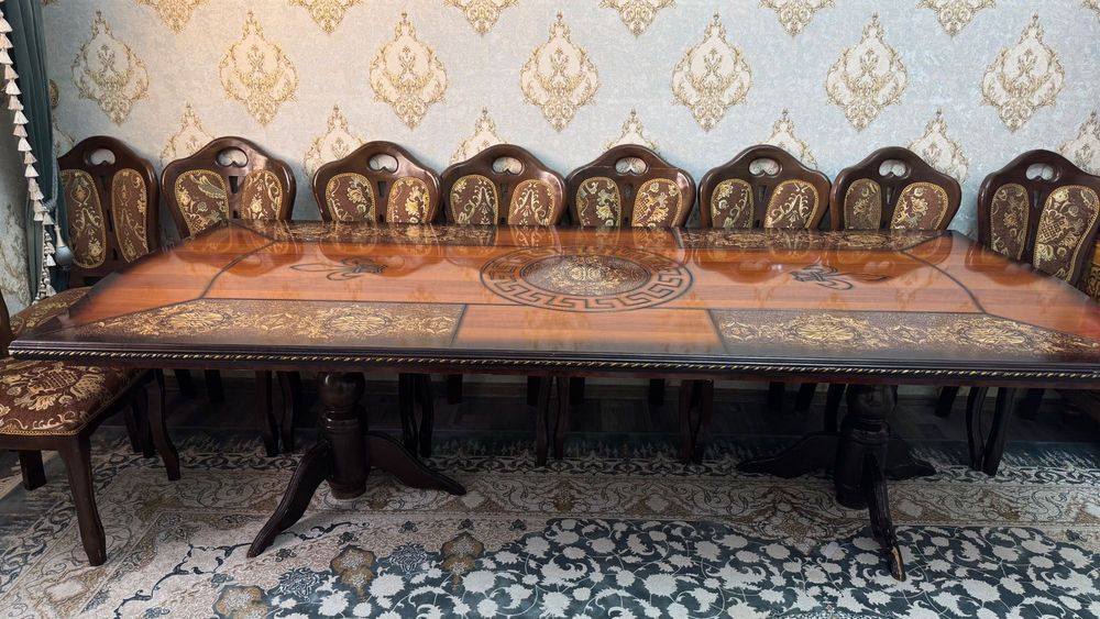 Стол и стулья 10 штук! Продаю срочно