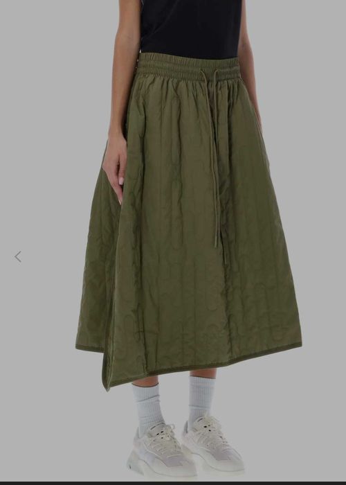 Vând Fustă Midi Y-3 Quilted – Khaki – Mărimea S/M