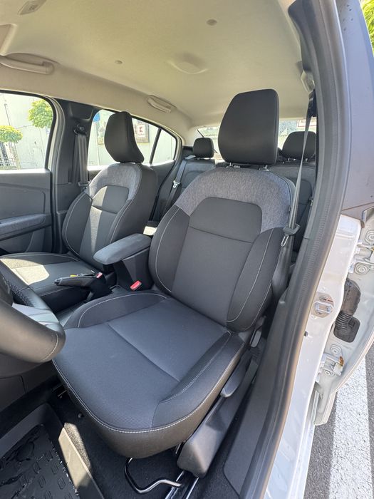 Închiriez Dacia Logan 2026 GPL pentru Uber/Bolt