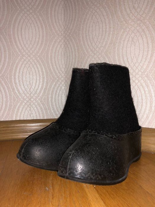 Зимние дутыши и валенки