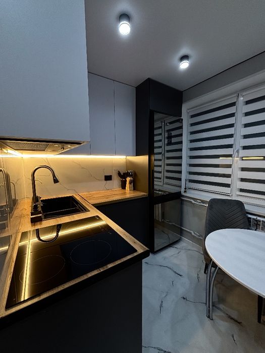 Люкс квартира жалға беріледі.