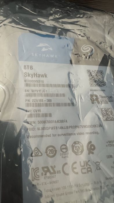 Жесткий диск 8 Тб Новый