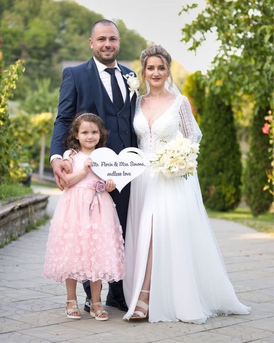 Vând rochie de mireasă