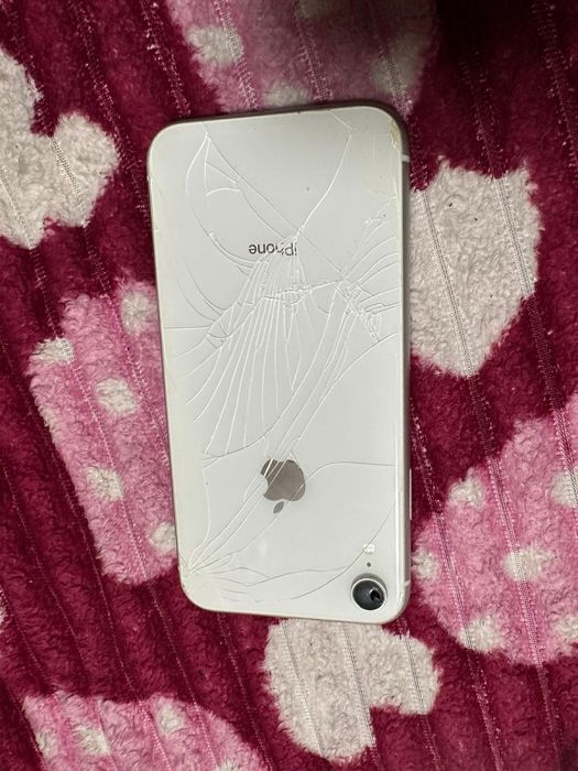 Vand Iphone XR 128 GB