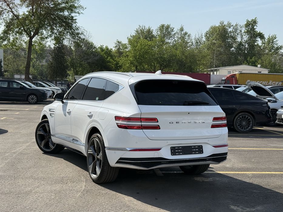 Genesis GV80 2.5L 2025 В наличии
