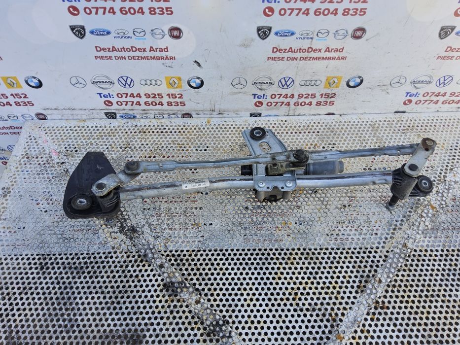 Motoraș ștergătoare Opel Astra H cod 0390241553 motoraș ștergătoare fata ansamblu stergatoare