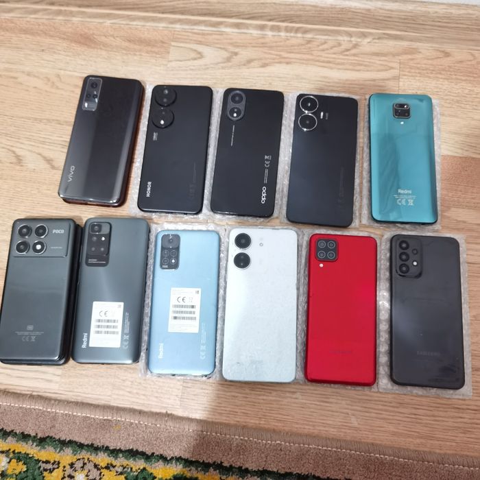 Samsung a12 64 Gb красный