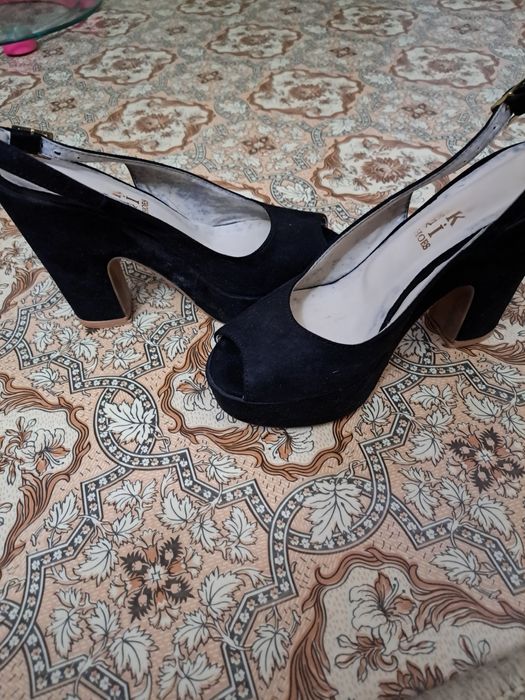 Босоножки 37 размер