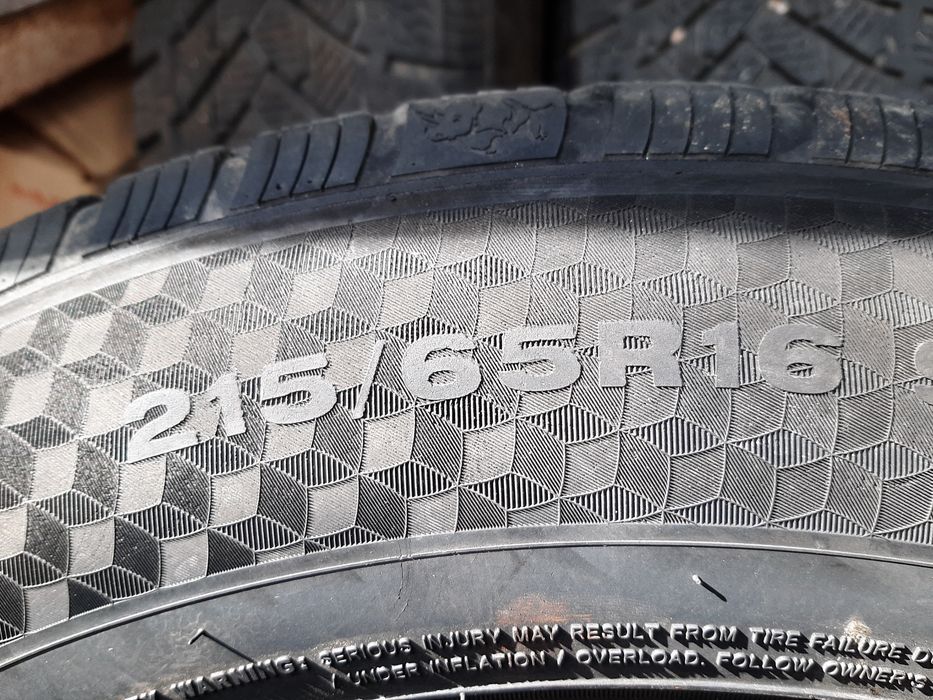 Зимни Гуми 215.65.16
