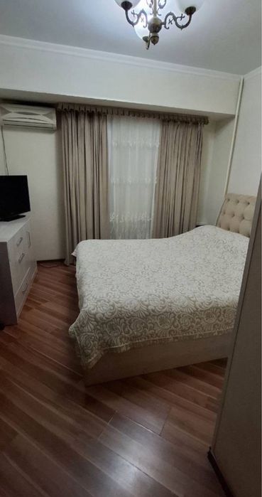 Ц-1  3-х комнатная квартира 67м2 ор-р street  77