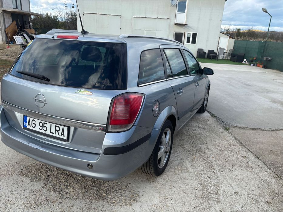 Opel Astra H 1.9 150 CP