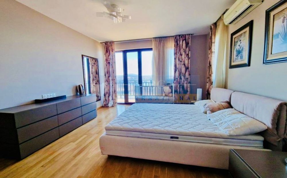 Продава се Къща в Созопол - 490 кв.м за 986 €/кв.м - Снимка #7