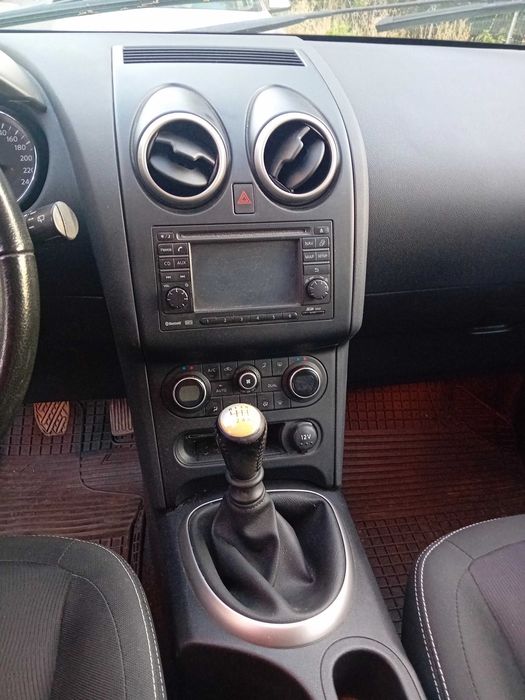 De vanzare SUV Nissan qashqai diesel 1.6 /2012/149mkm