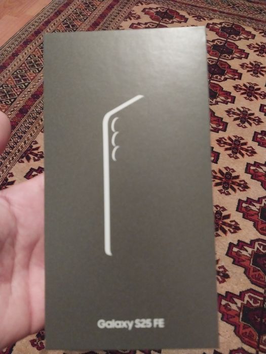 Продам Самсунг S25 fe