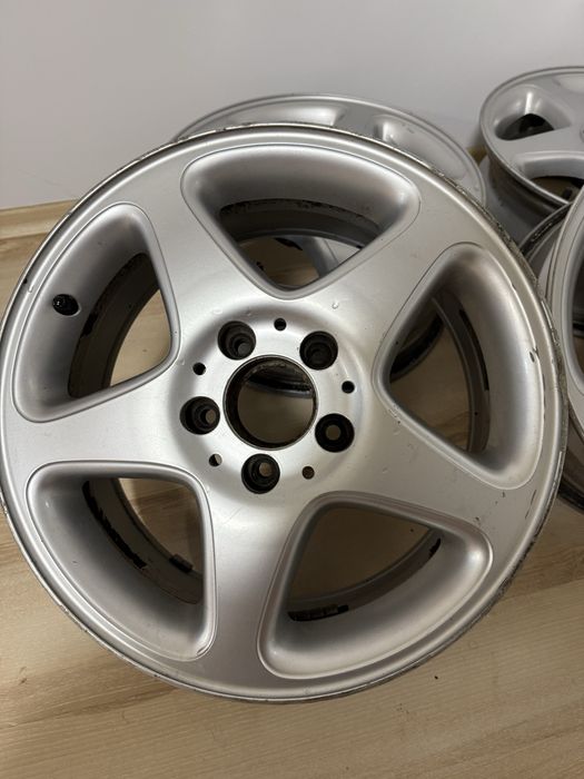 Оригинални джанти Mercedes r16