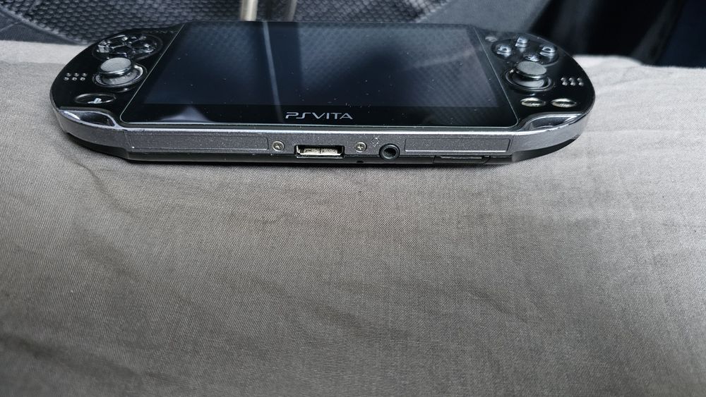 PS Vita PlayStation 1004 Phat Oled modat