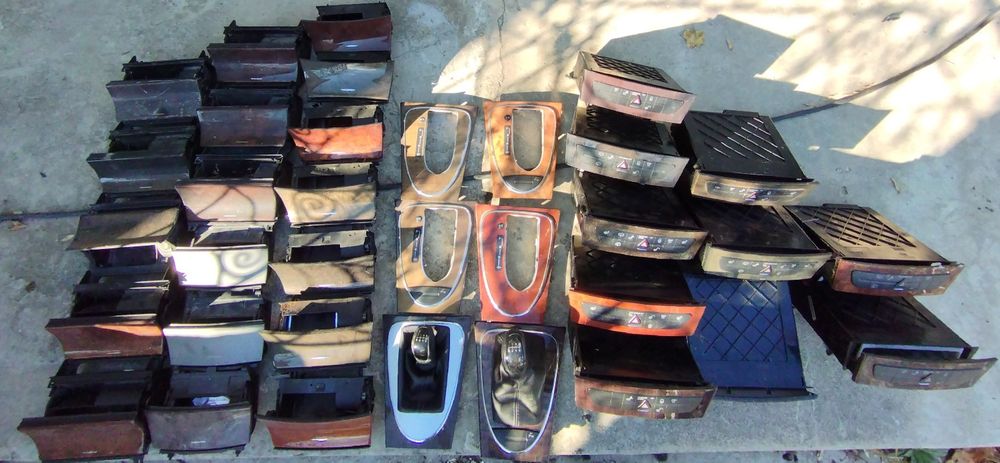 Пепелник, махагон, чейнджър, централна конзола Mercedes