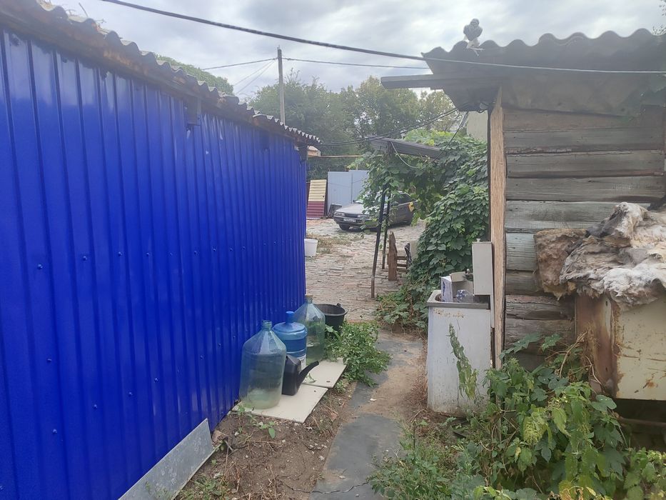 Продам дом. Участо 4,3 сотки. В городе