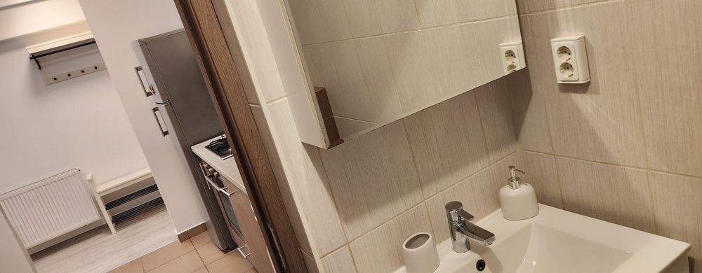 Proprietar, închiriez apartament 2 camere