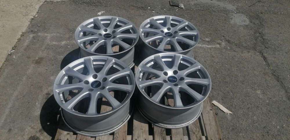 17 цола 5 х 112 мм Мерцедес / Ауди / Фолксваген - 7,5 Инча / ЕТ 40