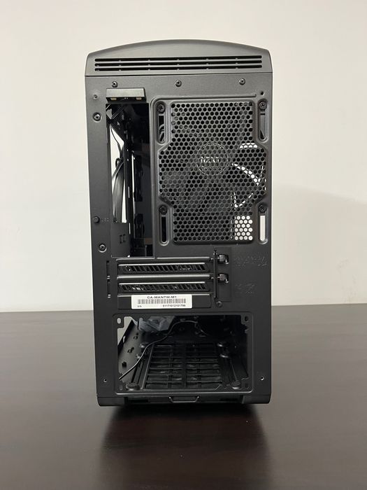 Кутия за компютър NZXT  Mini-ITX Case