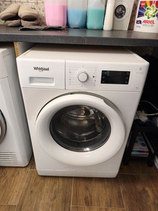Mașină de spălat rufe Whirlpool 9Kg Freshcare Plus