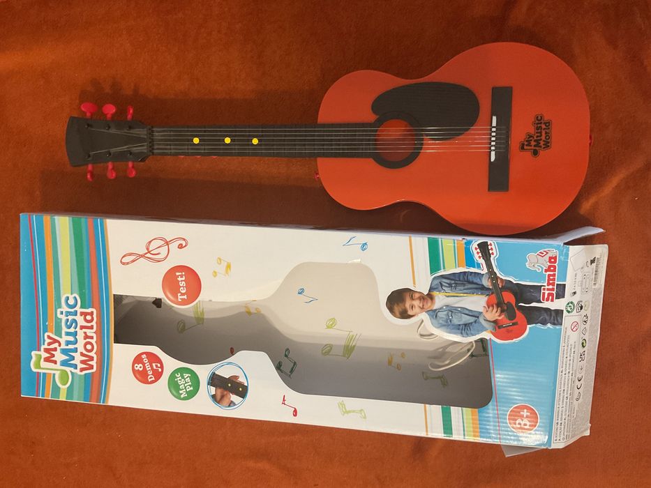 Jucarie Chitara Simba cu 8 melodii si redare magica