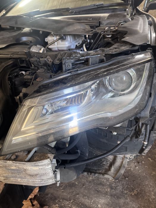 Far/faruri stanga  bi xenon audi a7 2012