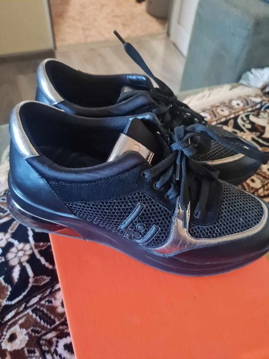 Оригинални дамски маратонки