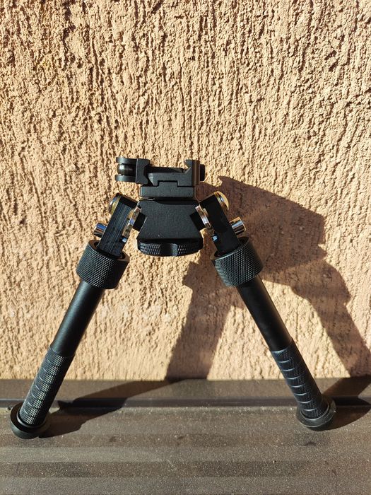 Двунога за оръжие - бипод ( Airsoft ) BT 10