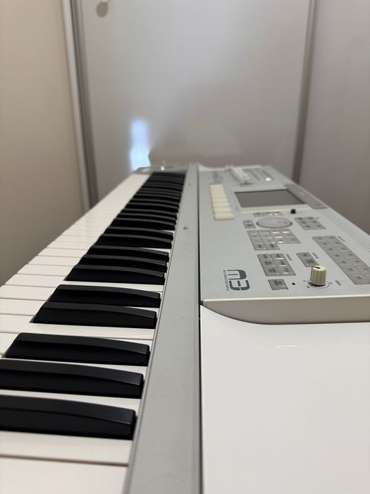 Продавам Korg M3 XPanded