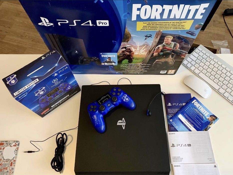 Рс4 слим 1TB HDR с играми 12-17 и один джестика оригинал