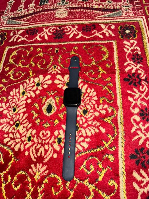Apple Watch 8 , 45 mm