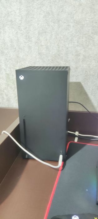 Xbox series Х, продаётся (сатылады)